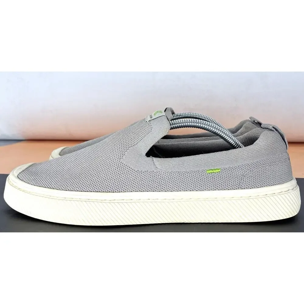 Cariuma gray fabric